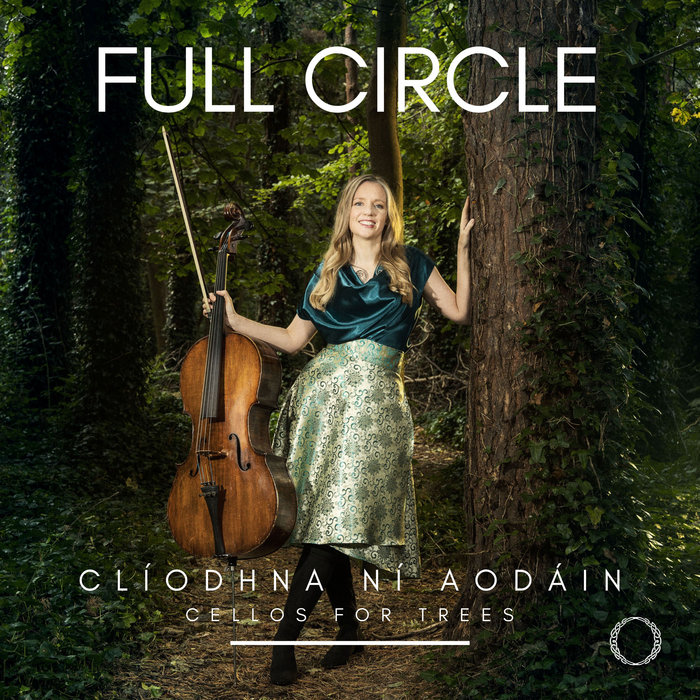 cliodhnaniaodain.bandcamp.com
