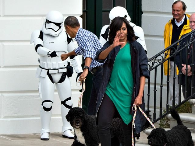 Obama-Fist-Bumps-Stormtrooper-Nicholas-Kamm-Getty.jpg