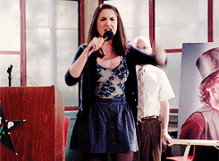 tumblr_mmi198ciUb1qasthro2_250.gif