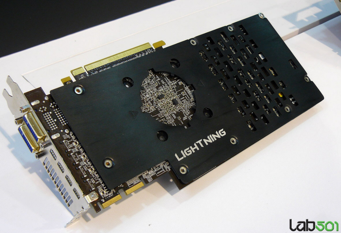 msi_r7970_lightning_cebit_03.jpg