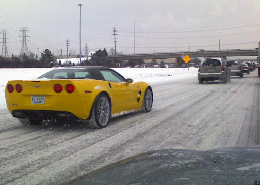Corvette-ZR1-In-Snow.jpg