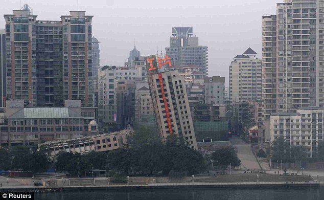 article-1239841-07BB4371000005DC-771_634x391.jpg