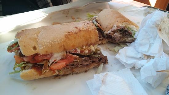 roast-beef-po-boy-dressed.jpg