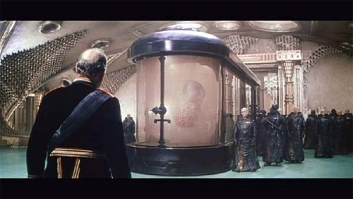 dune-emperor-and-navigator-2.jpg