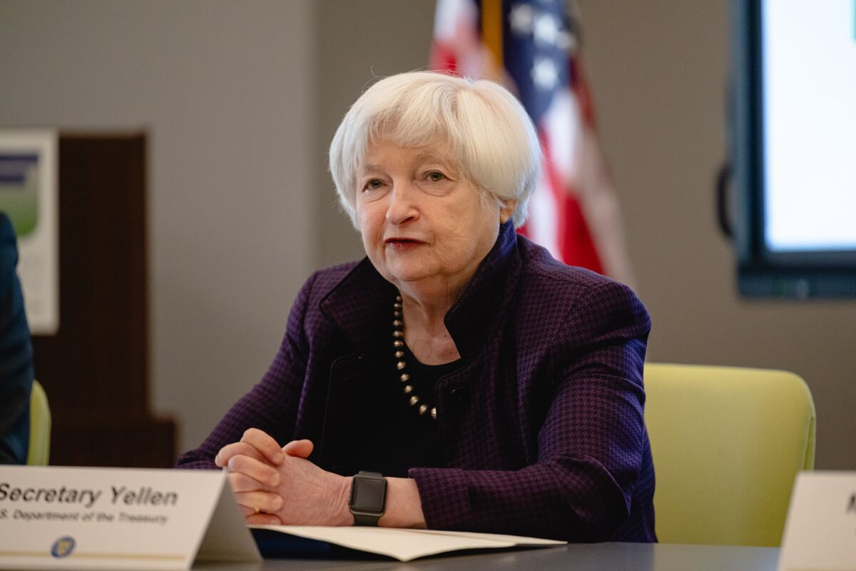 www.bloomberg.com