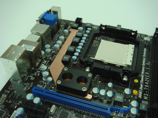 MSI_890GXM-G65(1).jpg