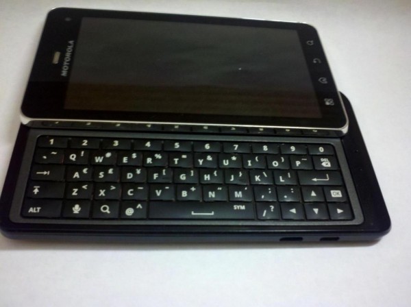 droid3-keyboard-600x448.jpg