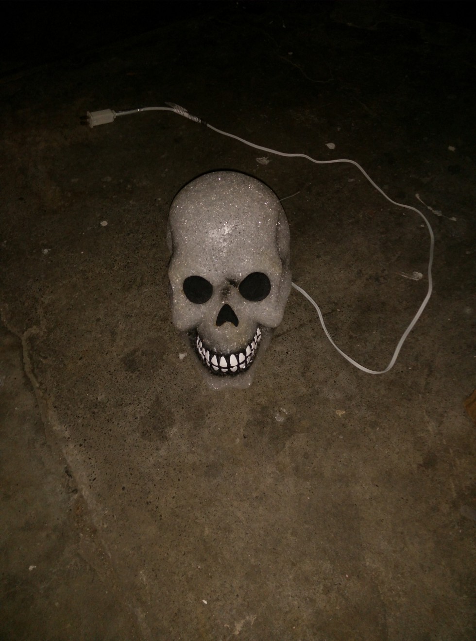 skull_oneplus-980x1321.jpg