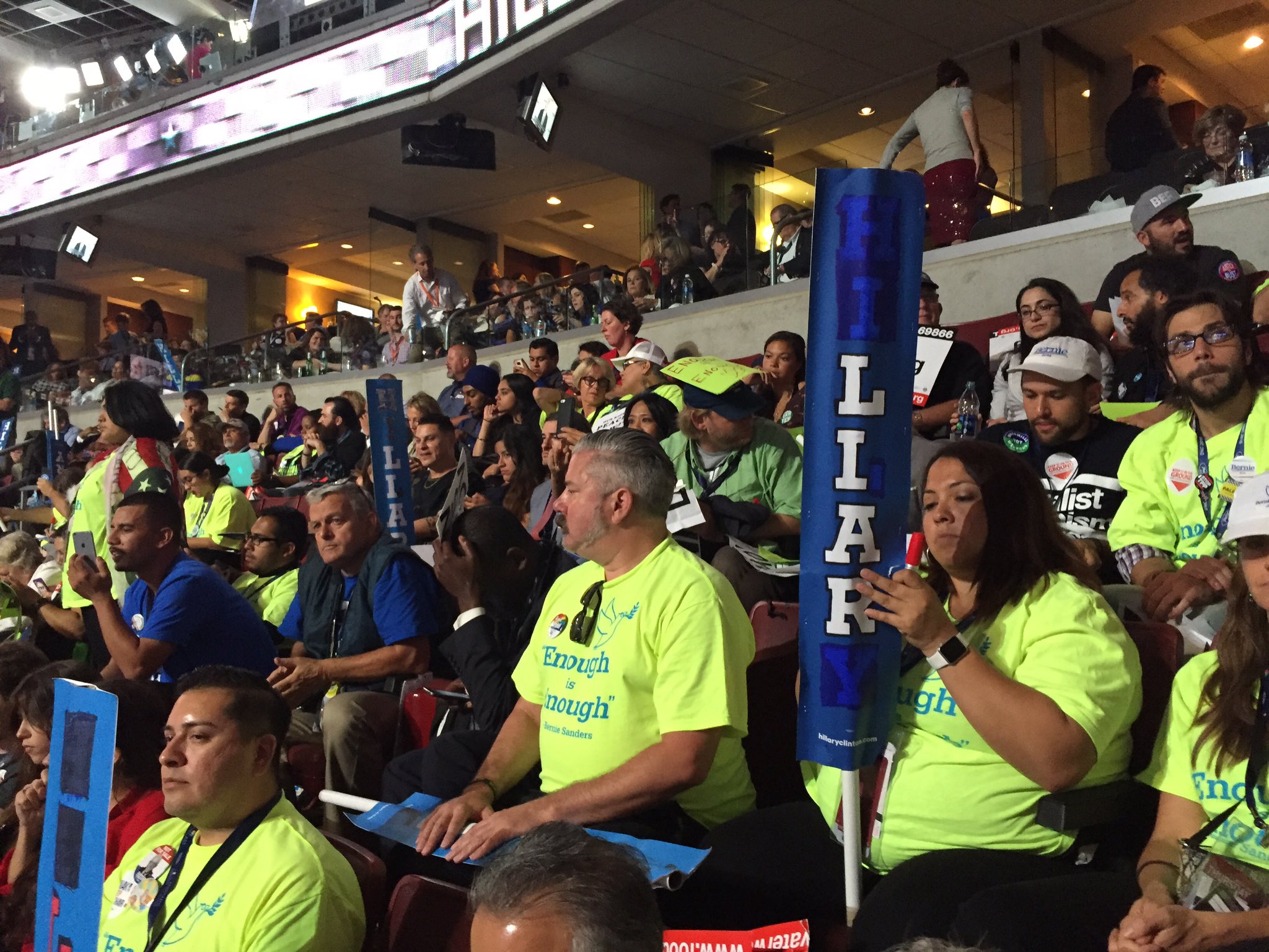 CoffatrUsAApYzb.jpg:large