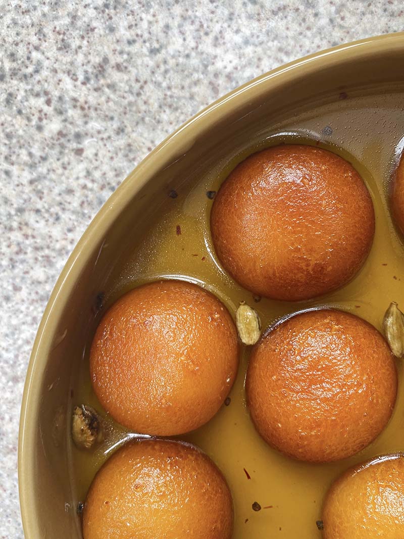 Gulab-Jamun-close-up-small.jpg