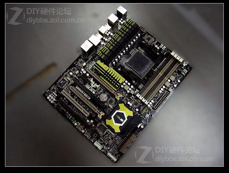 asus990fxsabertooth_1_dh_fx57.jpg