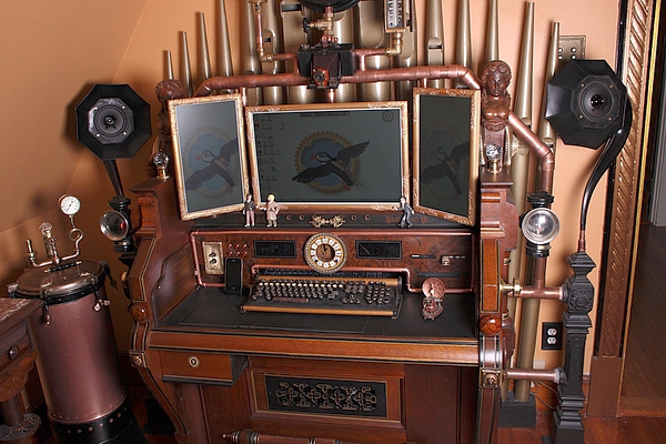 Steampunk-organ-cockpit-desk%20(3).JPG