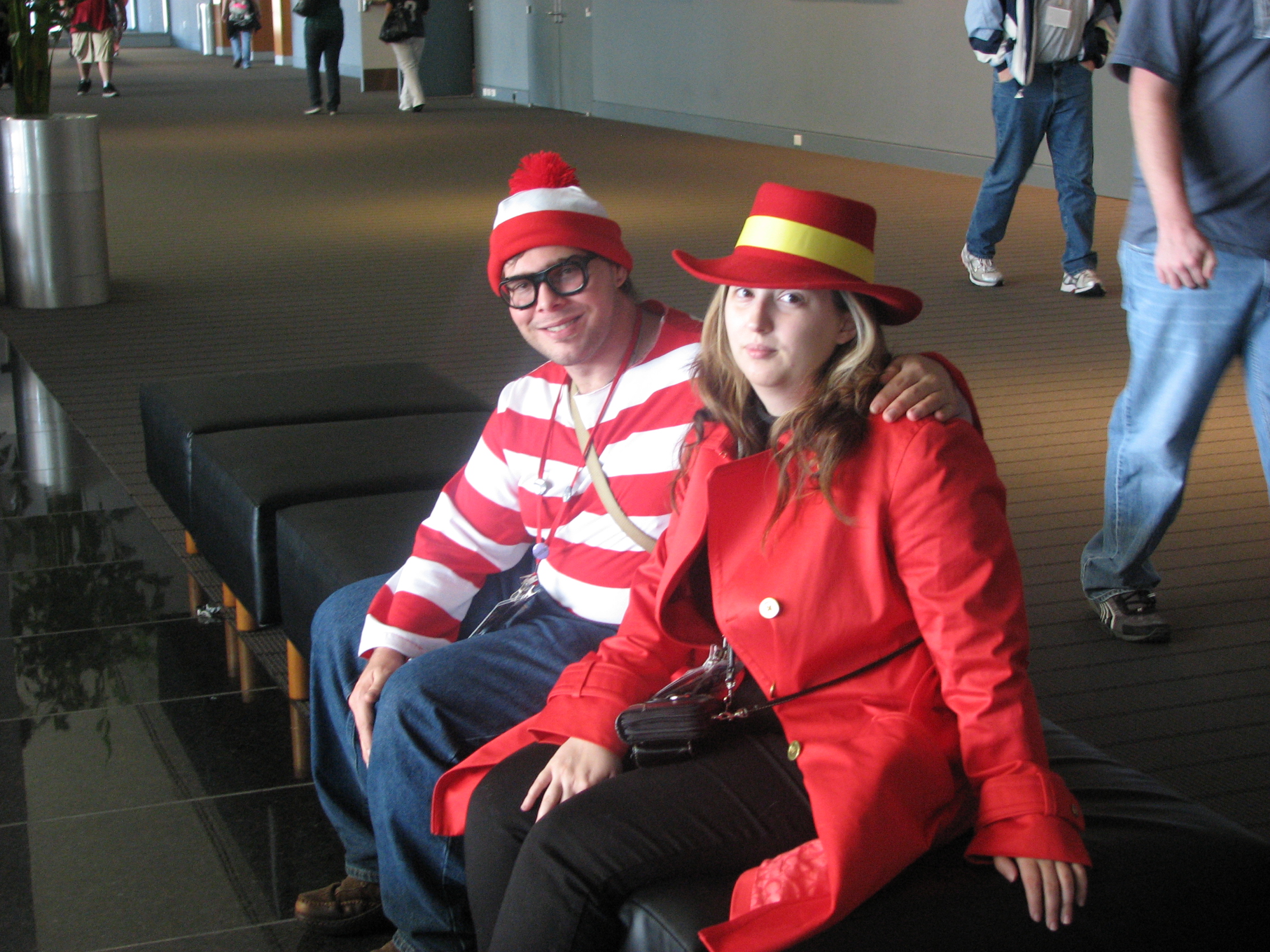 waldo-carmen-san-diego-cosplay.JPG