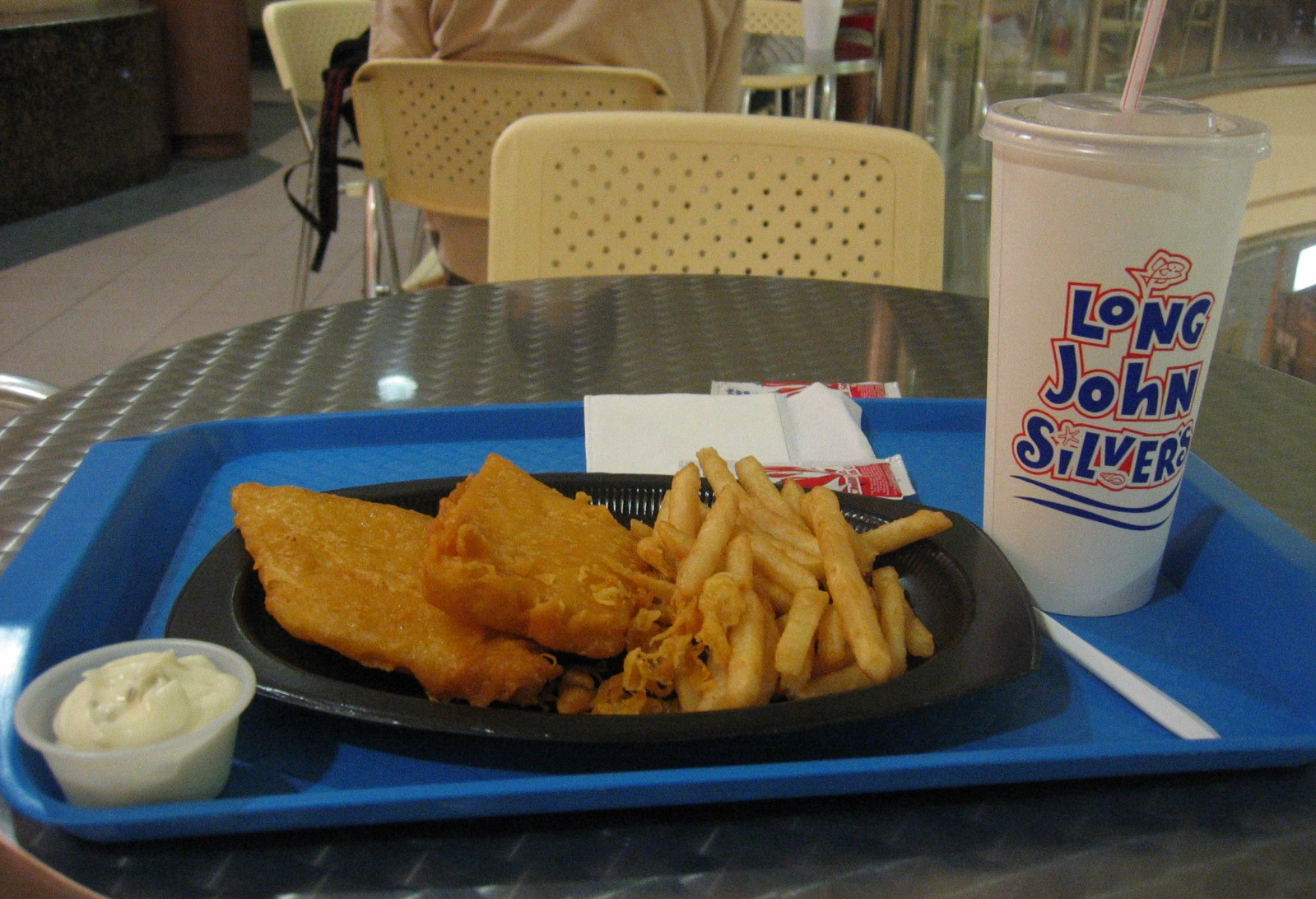 Long_John_Silver's_fish_meal.jpg