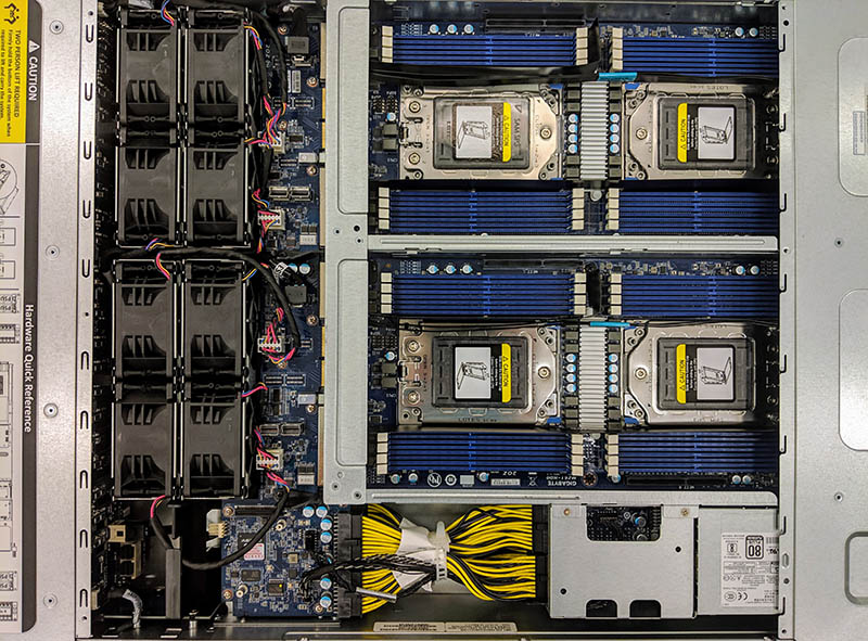 Gigabyte-H261-Z60-Top-View-Open.jpg