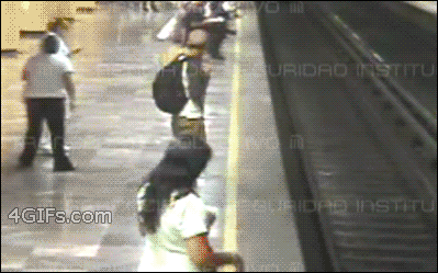 friday_gifdump_523_26.gif