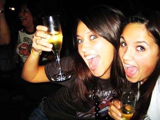 drunk-girls1.jpg
