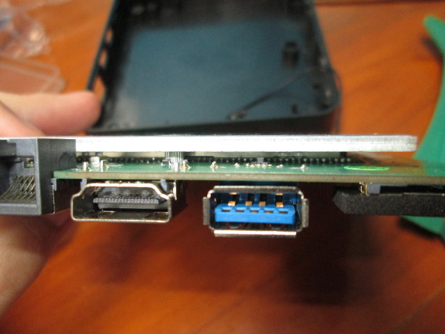 Ara_X5_Metal_Plate_Side.jpg