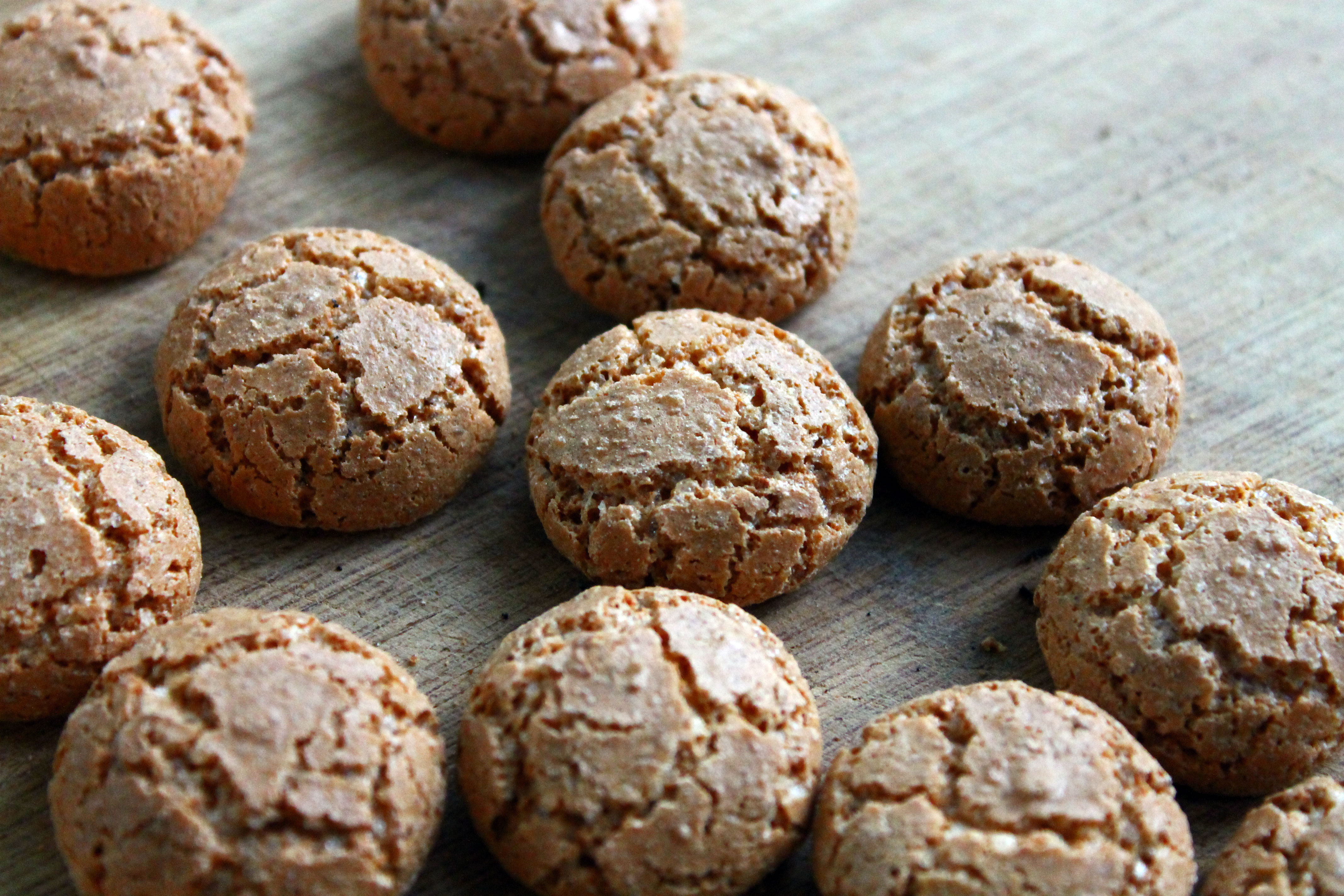 amaretti-cookies-ii.jpg