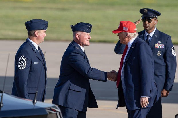 www.military.com
