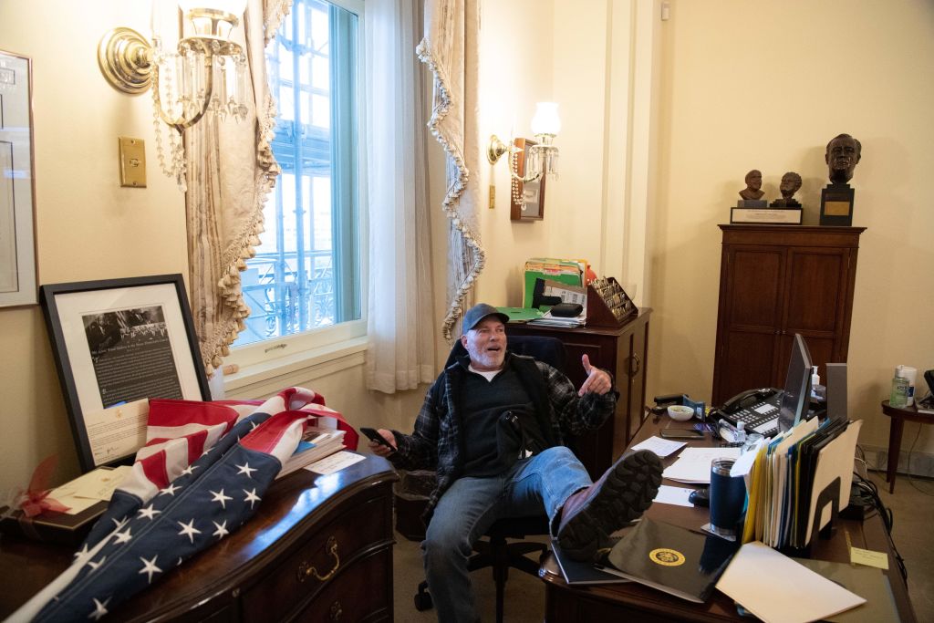 www.newsweek.com