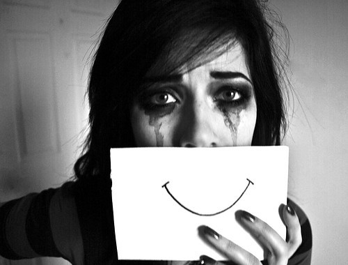 black-and-white-cry-cry-girl-depressed-depression-depressive-Favim.com-39869.jpg