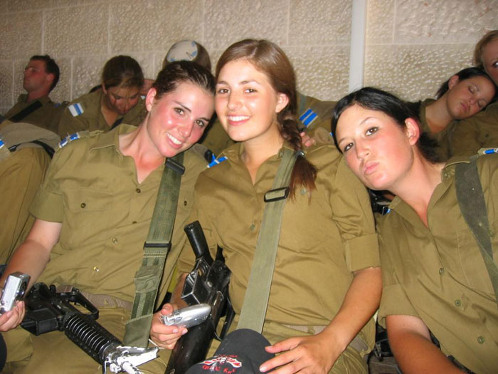 Israeli+Women+Army+Soldiers+%25283%2529.jpg