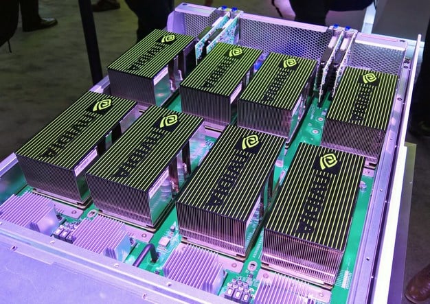 small_nvidia-dgx-ai-supercomputers-5.jpg