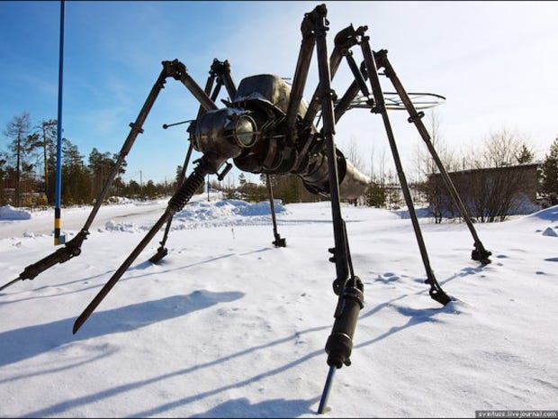 this-crazy-mosquito-sculpture-sits-on-a-gazprom-owned-oil-field-in-western-siberia.jpg
