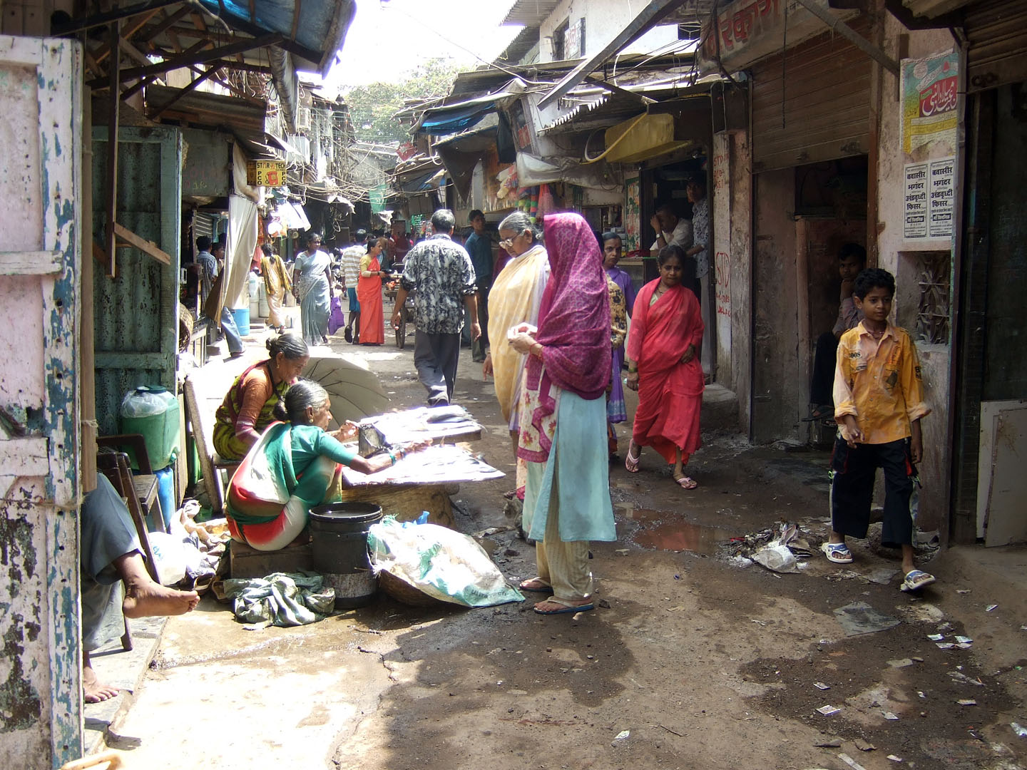 Dharavi_Slum_in_Mumbai.jpg