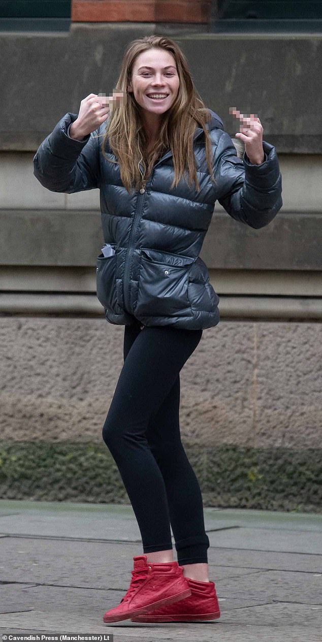 23093786-7859891-Demi_Burton_is_pictured_outside_Minshull_Street_Crown_Court_in_M-a-1_1578396708932.jpg