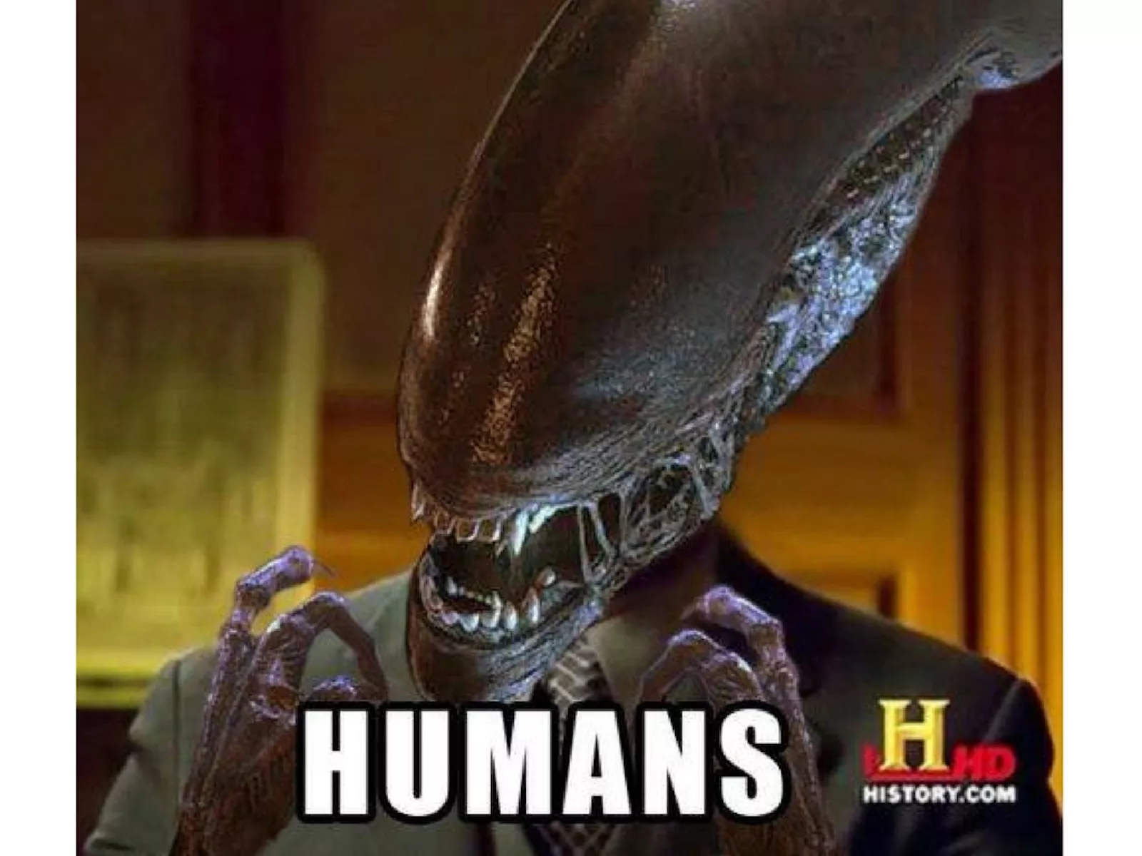 aliens2-5ad507128e1b6e00377936ca.jpg